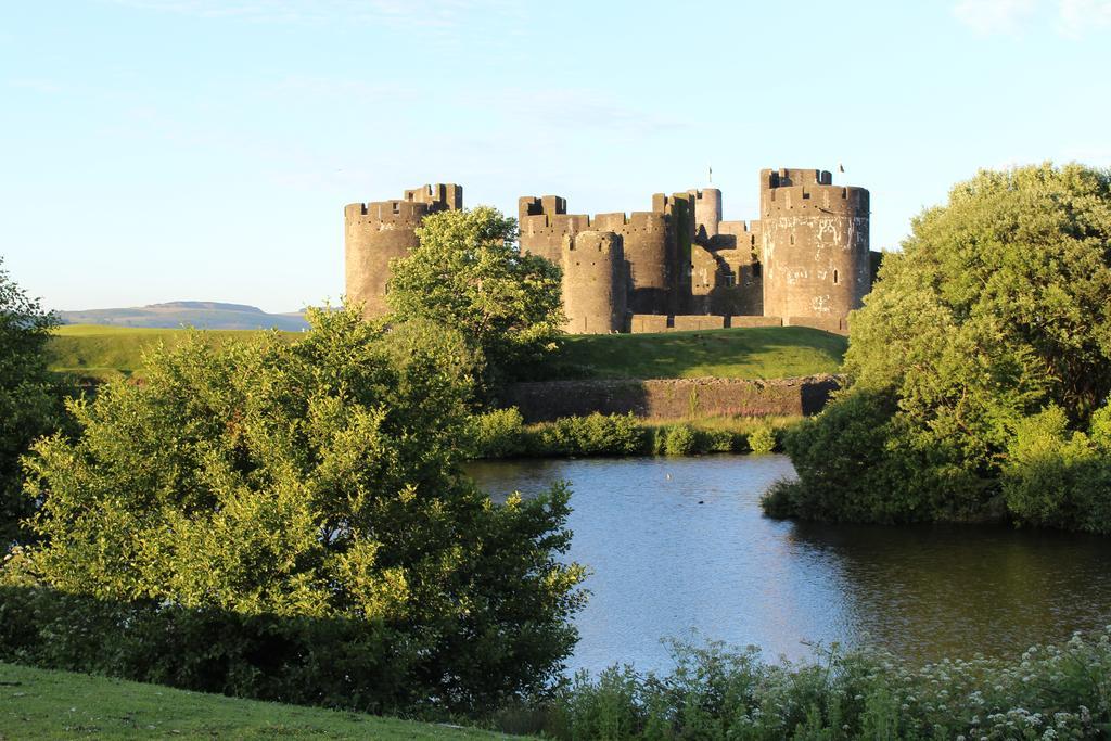 Castell Cottages Caerphilly Exterior photo