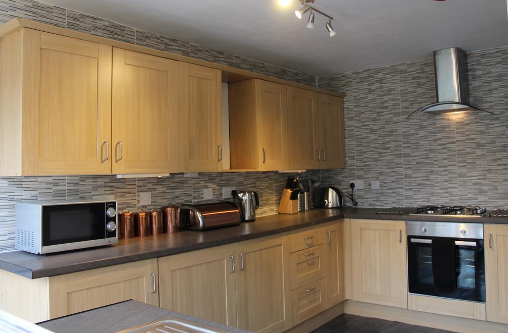 Castell Cottages Caerphilly Exterior photo